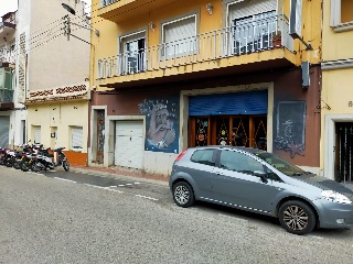 Locales en C/ Castell D´Aro 26