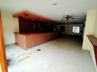 Locales en C/ Castell D´Aro 28