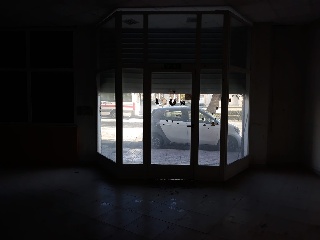 Local en Av Villena 51