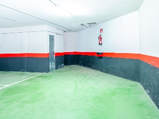 Garajes en C/ Lizarre - Sopelana - Vizcaya  82