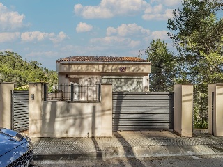 Chalet aislado en C/ Priorat 40