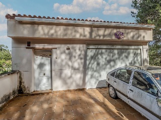Chalet aislado en C/ Priorat 70