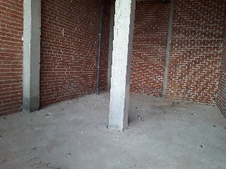 Locales en C/ Montevideo  16
