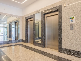 34599-0001 44
