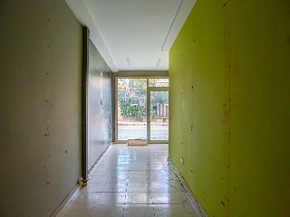 Local en Av. Pau Casals 42
