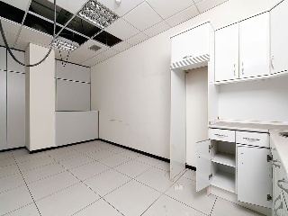 Locales en C/ Eduardo Iglesias, Vigo (Pontevedra) 92