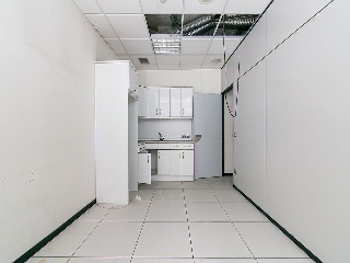 Locales en C/ Eduardo Iglesias, Vigo (Pontevedra) 93