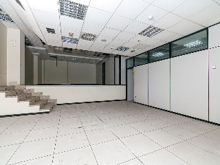 Locales en C/ Eduardo Iglesias, Vigo (Pontevedra) 106