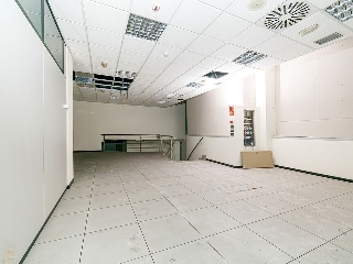 Locales en C/ Eduardo Iglesias, Vigo (Pontevedra) 110