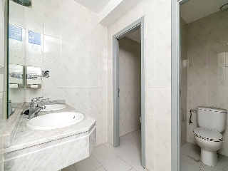 Locales en C/ Eduardo Iglesias, Vigo (Pontevedra) 117