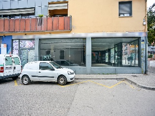Local en C/ Santa Eugenia  28