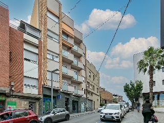 Local comercial en C/ Mossen Jacint Verdagues 55