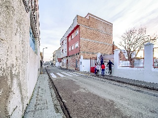 Oficinas en C/ Batalla del Ebro 24