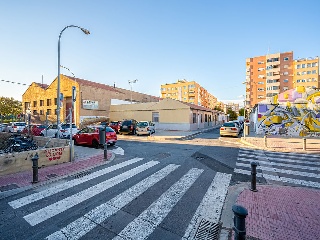 Local en C/ Javea, Alicante 83