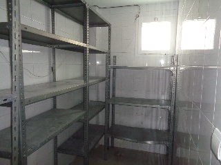 Vivienda y Local en Pz Hispanidad (edif. Chacolines) 22