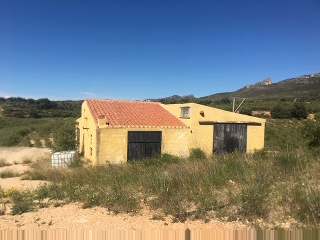 Terreno con edificación en Pt Sinyoles o Carxols, La Sénia 34