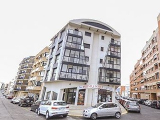 Garajes en Amposta 9