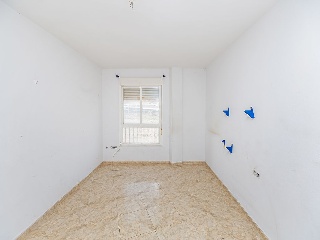 Piso con garaje en la Gangosa 56