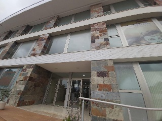 Conjunto de oficinas y plazas de garaje en Av Las Golondrinas 30