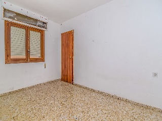 Piso en C/ Saavedra Fajardo 46