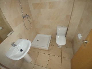 Pisos y local en sótano en C/ Rectoría 28
