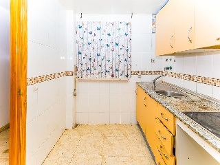 Piso con garaje en C/ Río Jándula 34