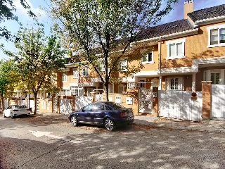 Chalet adosado en C/ Pablo Neruda 16