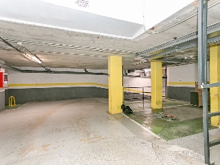 Piso y Garajes en C/ Saragossa, Barcelona 48