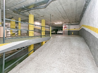 Piso y Garajes en C/ Saragossa, Barcelona 52