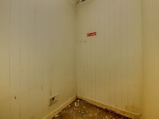 Local en C/ Paris  30