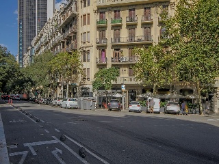 Local en C/ Paris  34