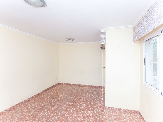 Piso con anejos en Tr Guillem de Castro 59
