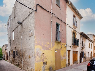 Casa adosada en C/ Del Pedro, La Bisbal d´Empordà, Girona 28