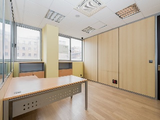 Oficinas en C/ Gordoniz 64