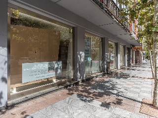 Local en Av Alvaro López Nuñez, León 93