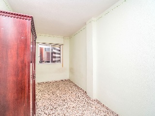 Vivienda en C/ Hernán Cortés 105