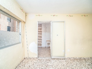 Vivienda en C/ Hernán Cortés 114