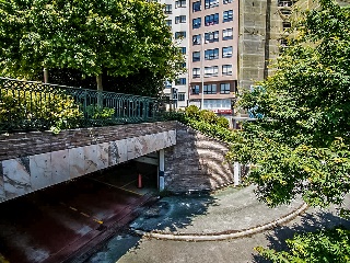 Garaje en Av Enrique Salgado Torres 49