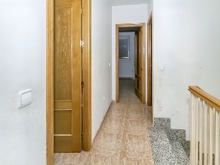 Vivienda adosada en C/ Pintor Saura Mira 64
