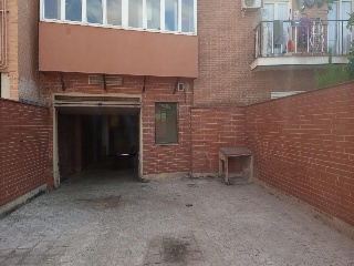 Edificio de oficinas en Tr de Madrid 52
