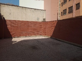 Edificio de oficinas en Tr de Madrid 53