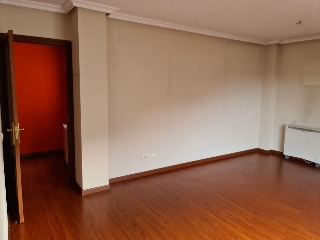Piso en Av Sama 40