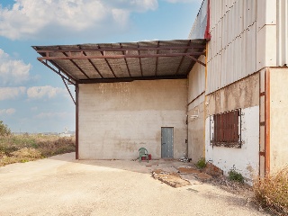 Nave industrial situada en Xàtiva - Valencia 46