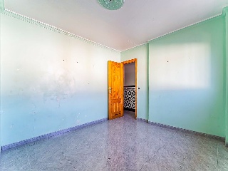 Piso en C/ Jimera de Libar 74