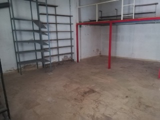 Local en Av Cieza  42