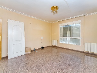 Vivienda adosada en Av Villena  42