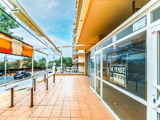 Local en Ctra de la Costa  48