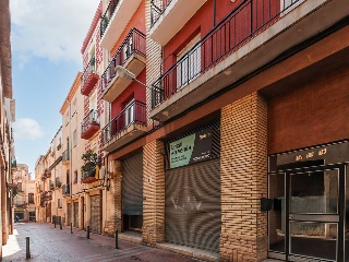 Local en C/ Águila - Reus - 35