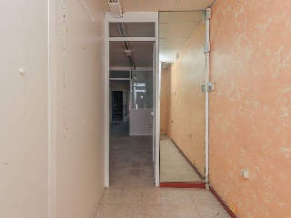 Local en C/ Águila - Reus - 52