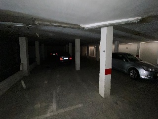 Piso con anejos en C/ José Canalejas 75